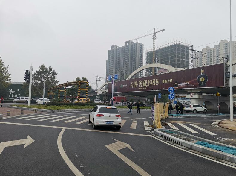 河南高速戶(hù)外廣告